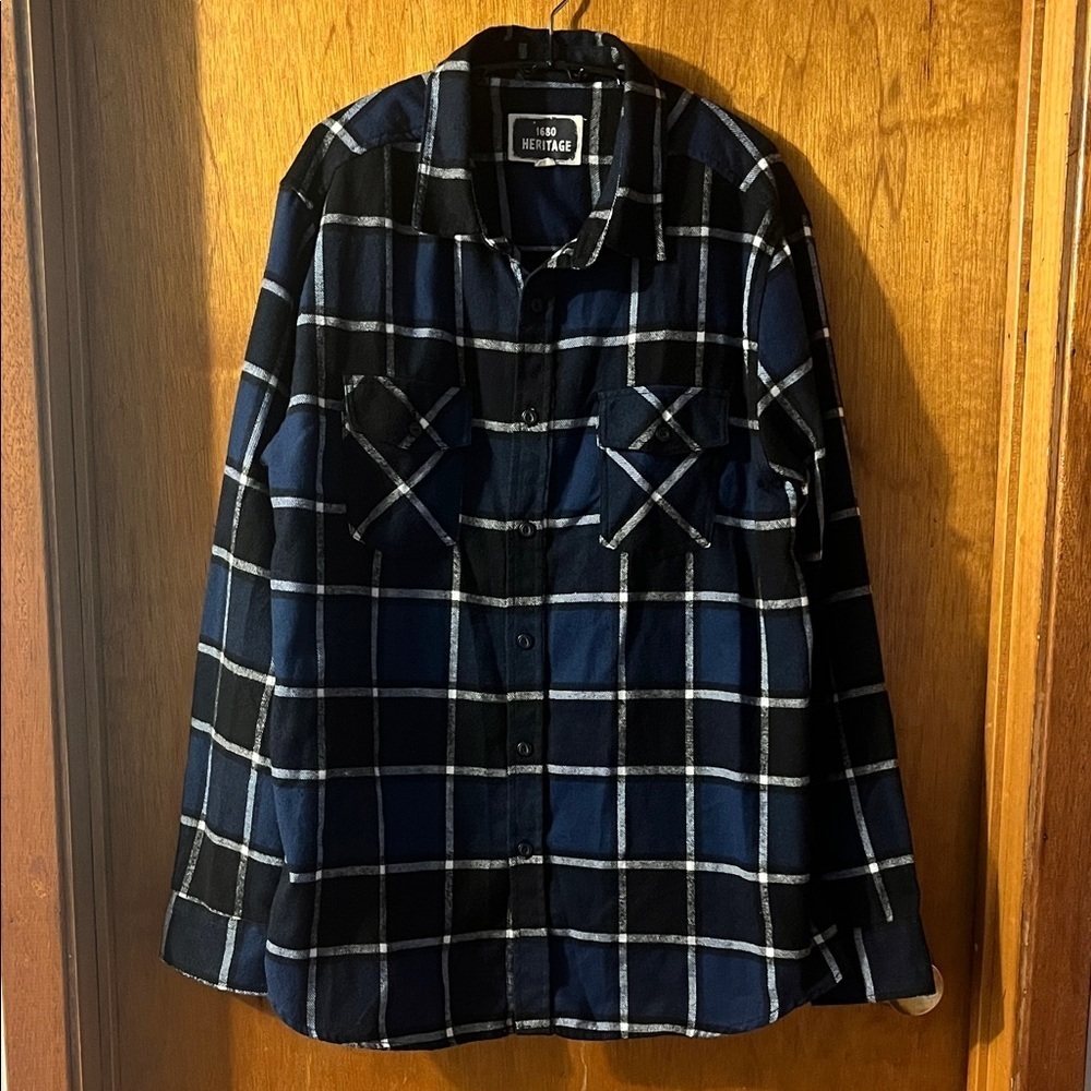 Heritage Men's Navy and Black Checkered Shirt Large